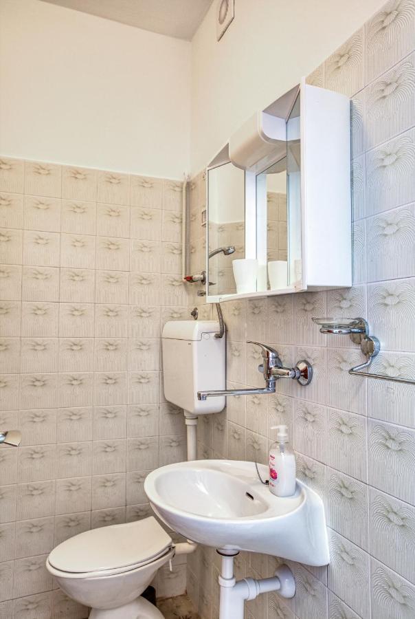 Twin Room Tisno 5128A Dış mekan fotoğraf